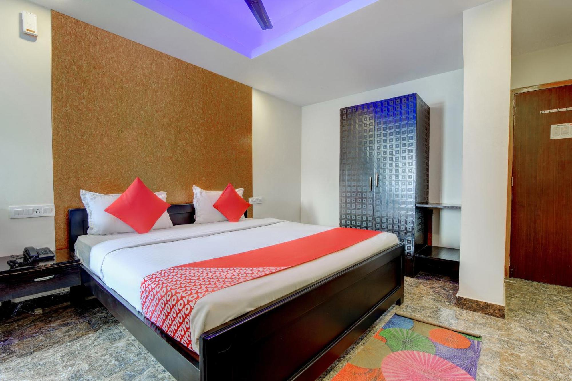 Hotel O P S Grand Port Blair Buitenkant foto
