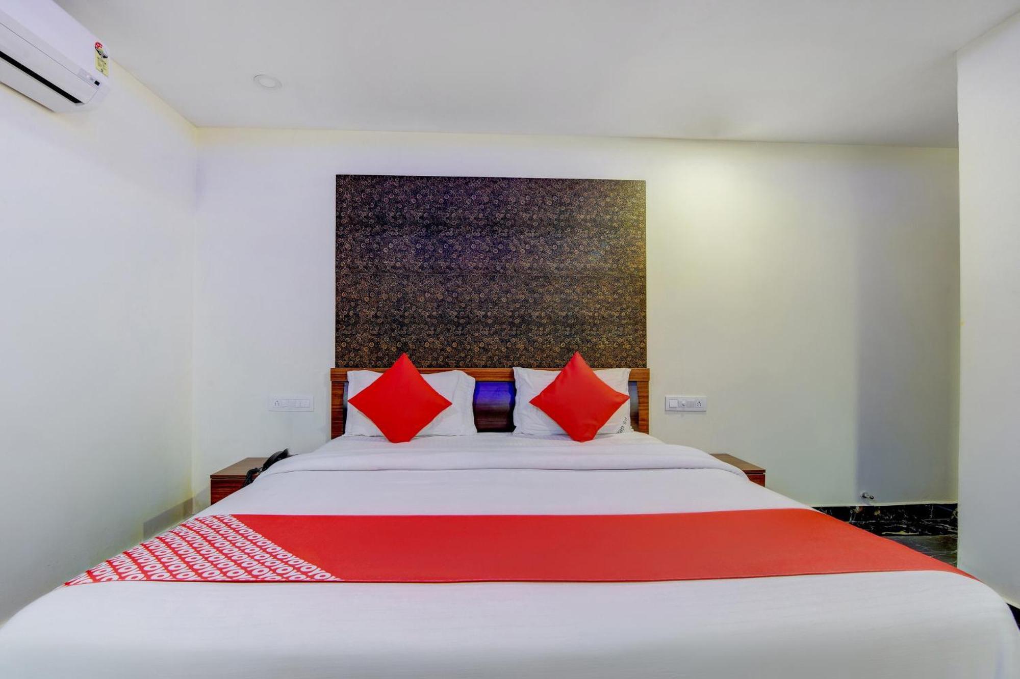 Hotel O P S Grand Port Blair Buitenkant foto