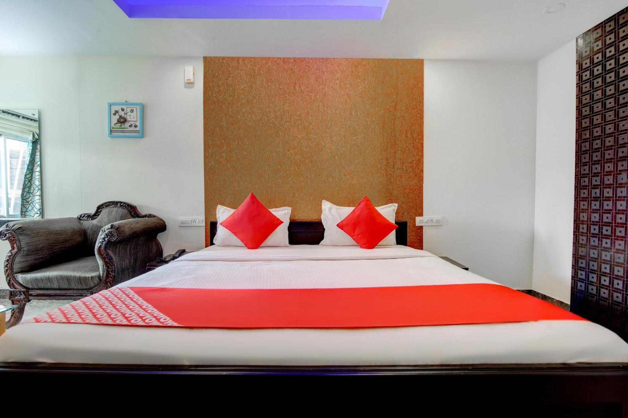 Hotel O P S Grand Port Blair Buitenkant foto