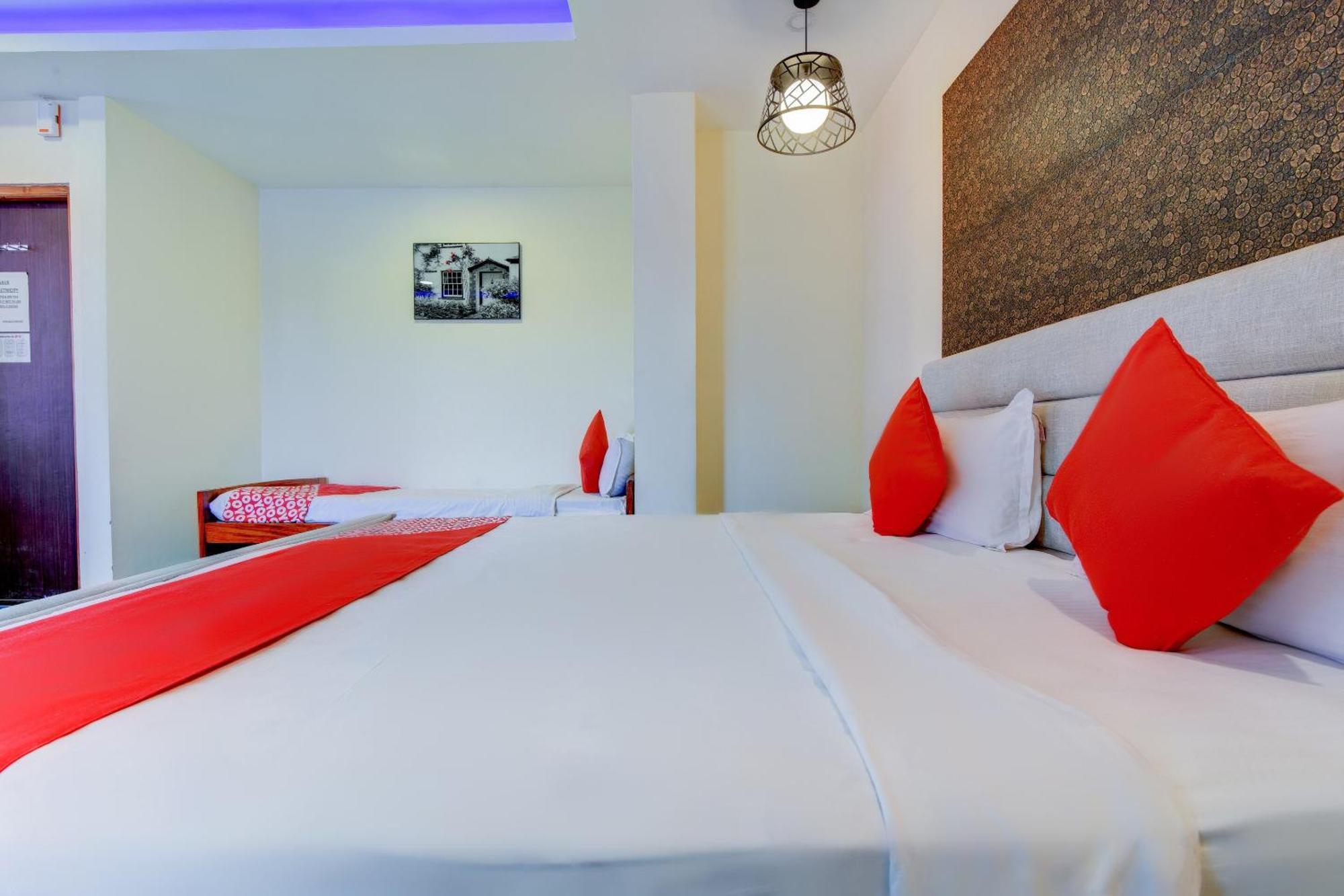 Hotel O P S Grand Port Blair Buitenkant foto