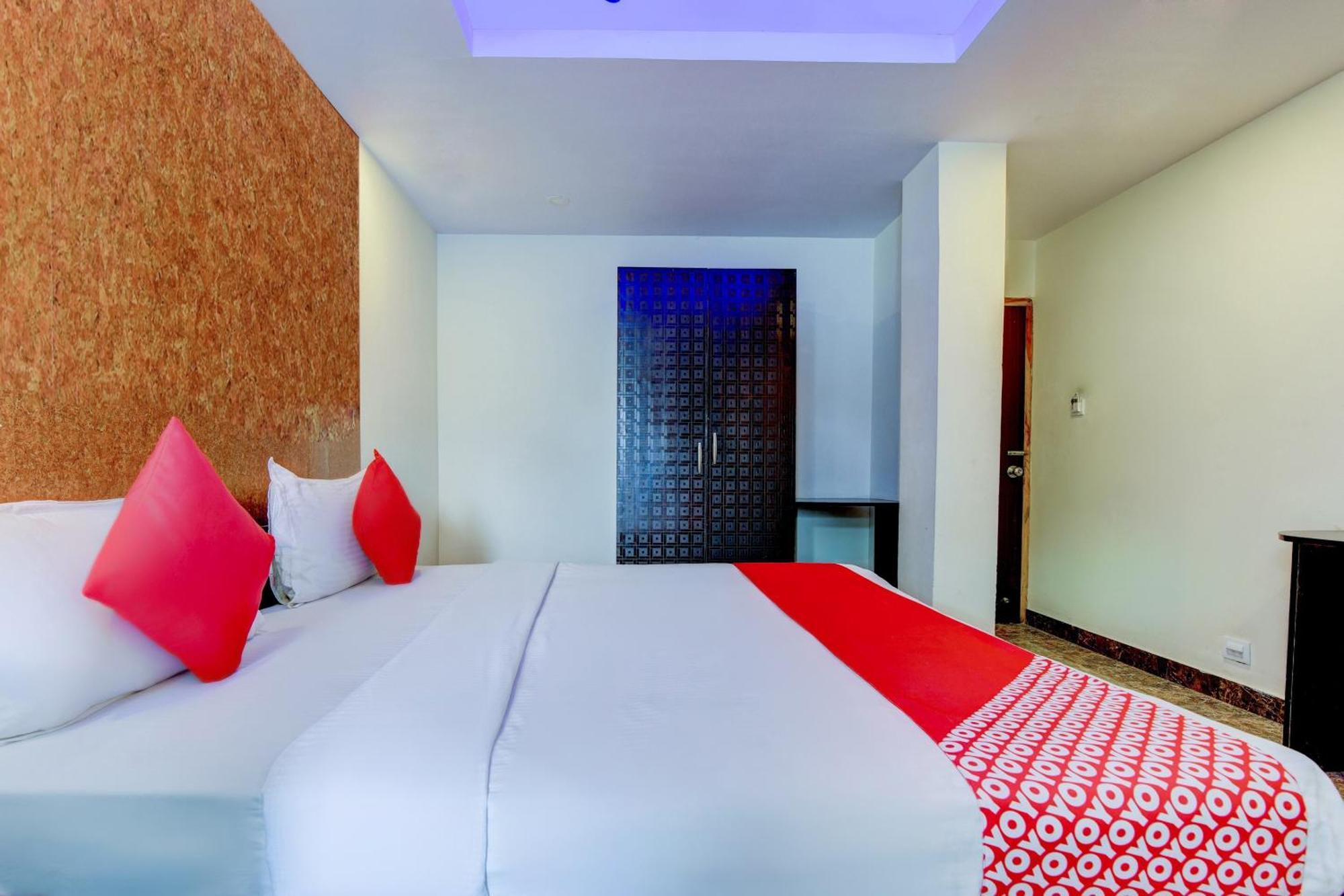 Hotel O P S Grand Port Blair Buitenkant foto